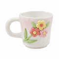 Keramik-Marktasse mit Tulpenrelief und floraler Prägung