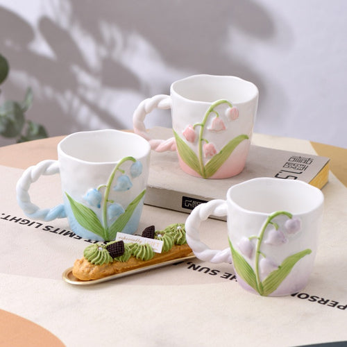 Frische Maiglöckchen Relief Keramik Kaffeebecher mit gedrehtem Griff